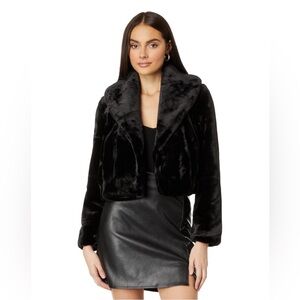 🎥 Blank NYC Faux Fur Jacket | Chic Black Outerwear
UPTOWN GIRL *New With Tags*